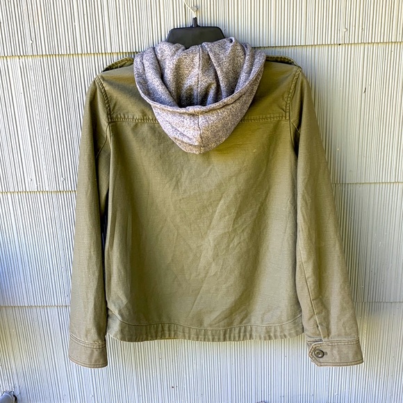 American Eagle Jacket - Picture 2 of 6